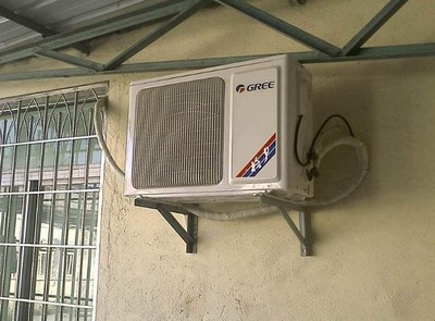 空调外机可以用水冲洗吗